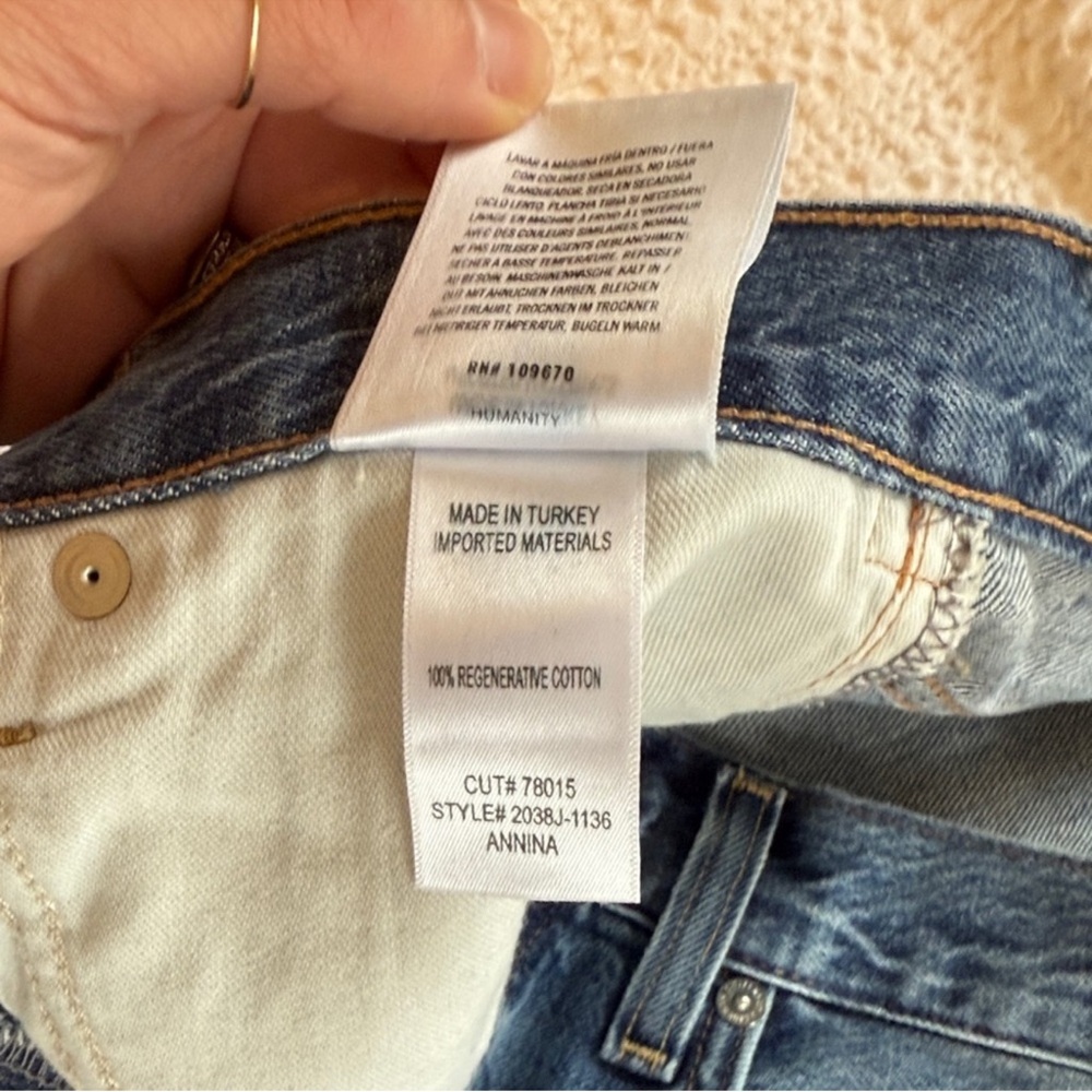 Citizens Of Humanity Annina Straight Leg Jeans in Sunland - Picture 11 of 15